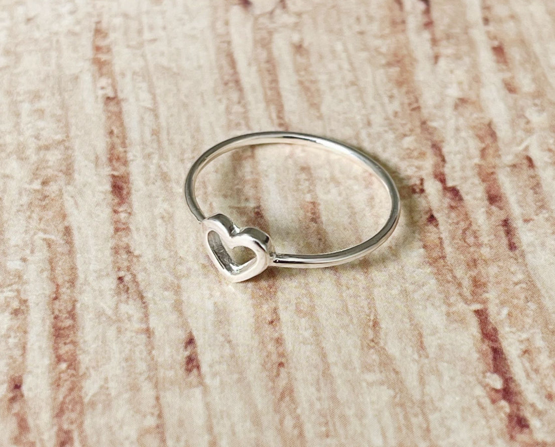 Simple heart sterling silver ring